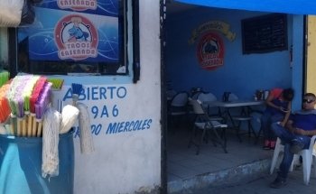 Granero y Acuario Junior